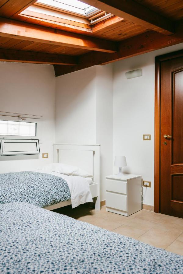 Easysleep Fiumicino Apartment Bagian luar foto